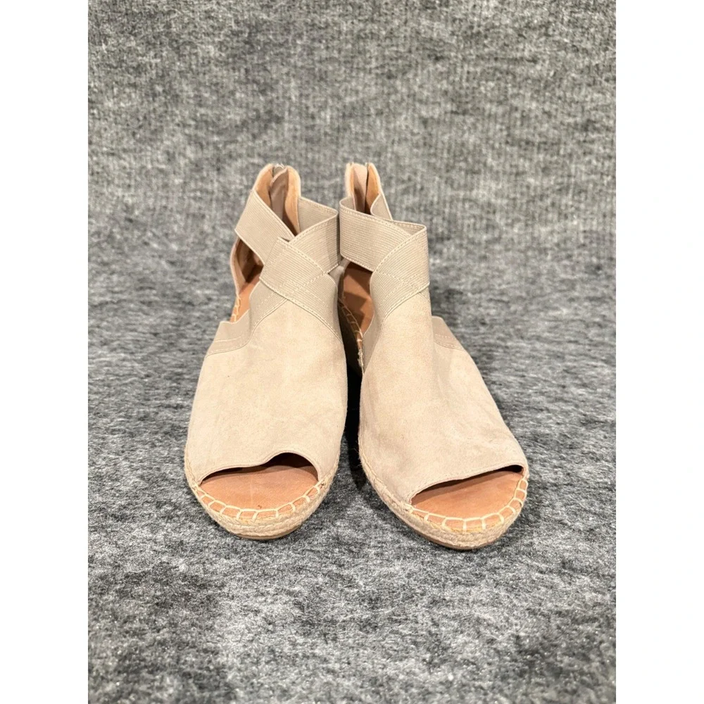 Gentle Souls Kenneth Cole Colleen Cross Elastic Wedge Sandal Taupe Suede 9